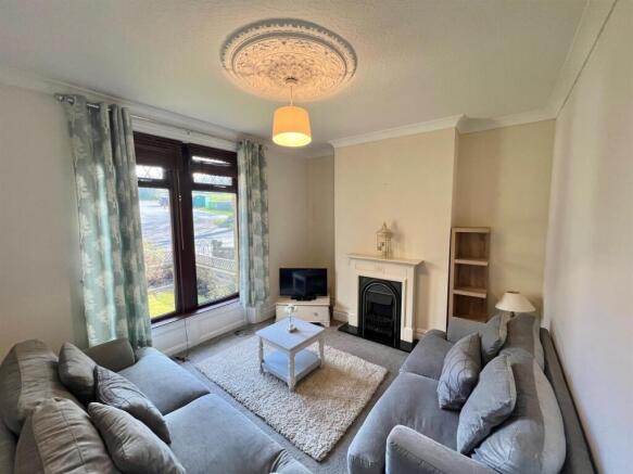 Bramleys Estate Agents - Stoney Royd Terrace - Lin