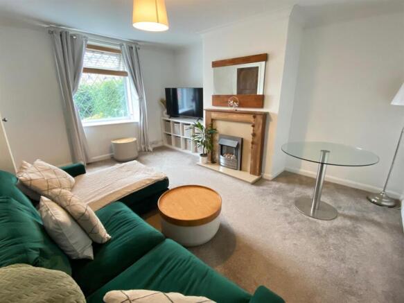 lounge 2.jpg