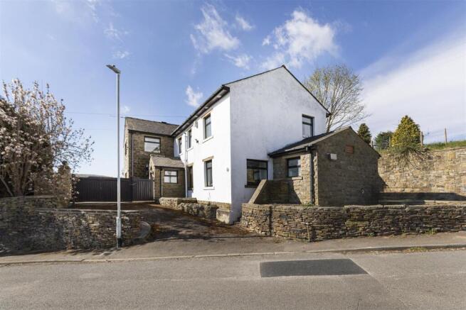 Bramleys Estate Agents - Riley Lane - Kirkburton (