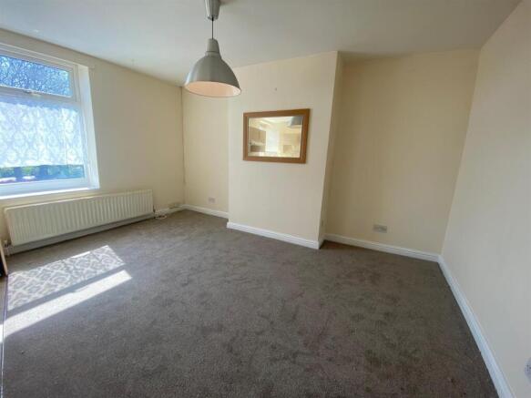 LOUNGE AREA.jpg