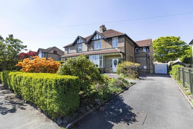 Bramleys Estate Agents - Le Marchant Avenue - Lind
