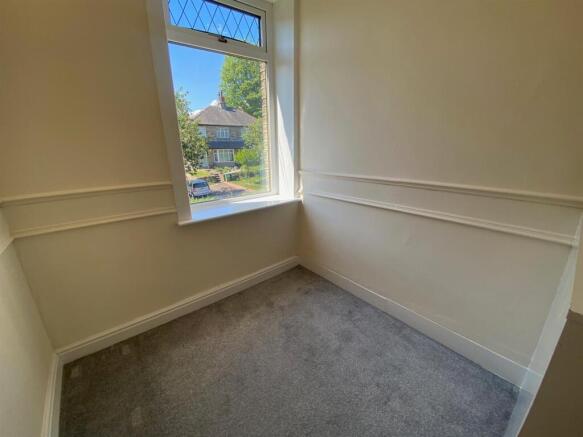 BEDROOM.jpg