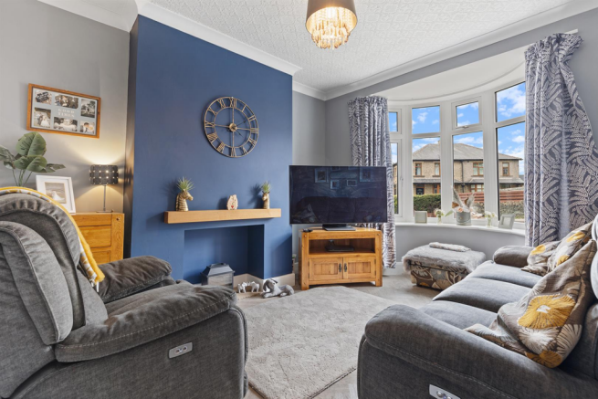 148 Quarmby Rd, Huddersfield 11_297.png