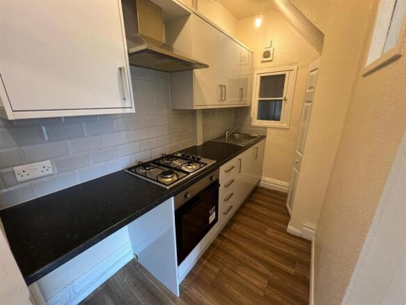 KITCHEN.jpeg