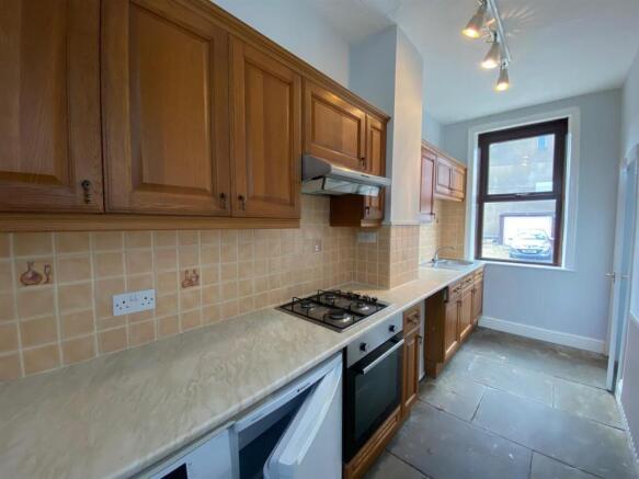 KITCHEN.jpg