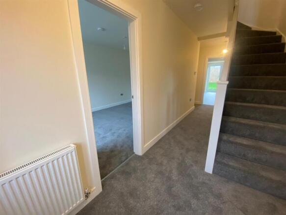 ENTRANCE HALL.jpg