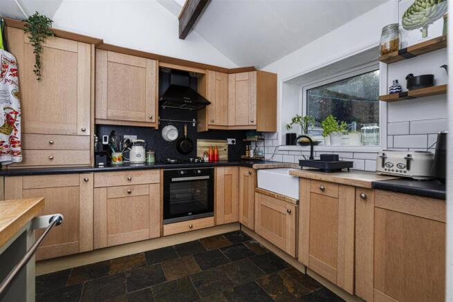 Bramleys Estate Agents - Abbey Road - Shepley (3).