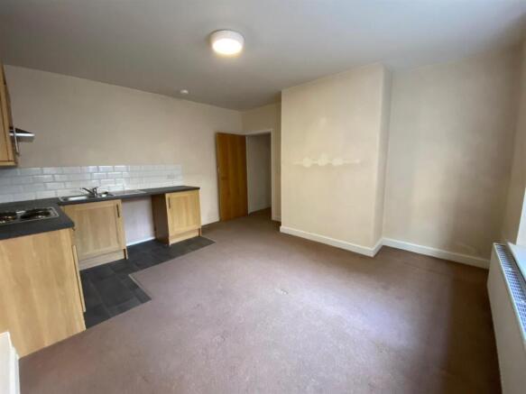 LOUNGE KITCHEN 1.jpg