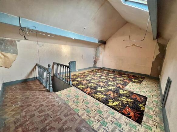 Bramleys Estate Agents - Wellington Street - Lindl