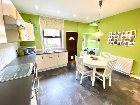 dining kitchen (3).jpg