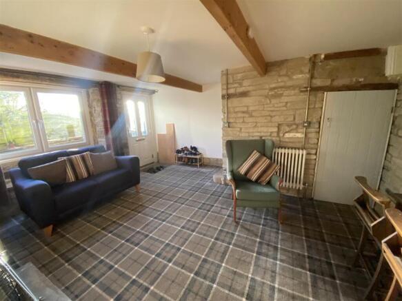 Bramleys Estate Agents - Squarefield - Scholes Moo