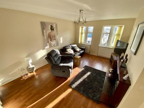 Bramleys Estate Agents - Gordon Court - Shillbank 