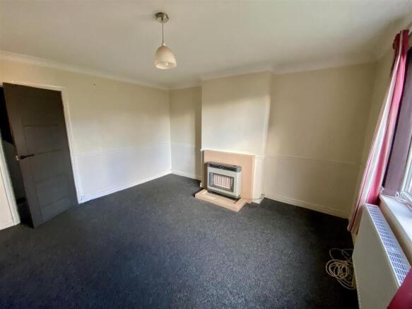 Bramleys Estate Agents - Lee Road - Dewsbury (6).j