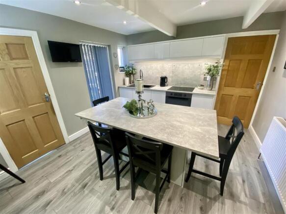 Bramleys Estate Agents - Fairfield Drive - Mirfiel