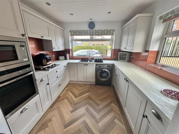 Bramleys Estate Agents - Liversedge Hall Lane - Li