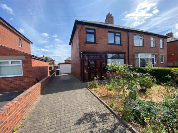 Bramleys Estate Agents - Trenton Road - Batley (3)