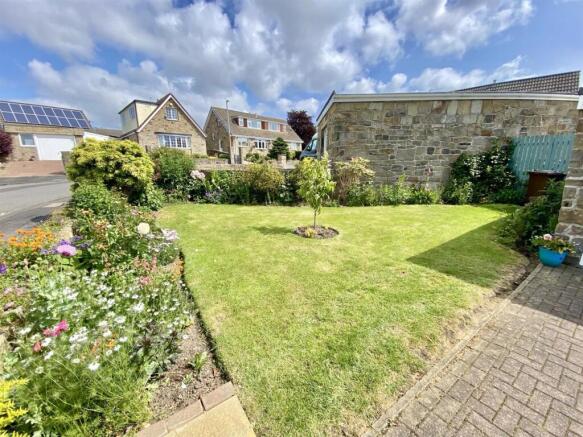 Bramleys Estate Agents - Lady Heton Drive - Mirfie