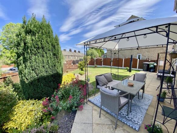 Bramleys Estate Agents - Oakfield Drive - Mirfield