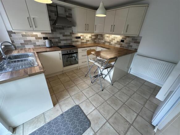 Bramleys Estate Agents - Norman Road - Mirfield (3