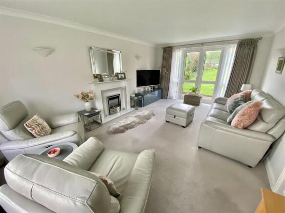 Bramleys Estate Agents - Whitley Road - Mirfield (