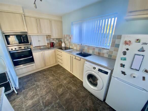 Bramleys Estate Agents - West Royd Avenue - Mirfie