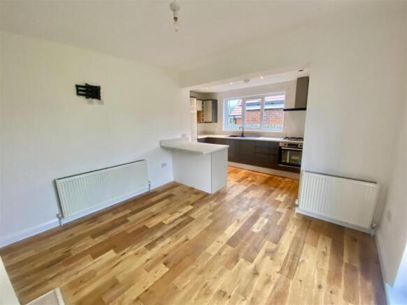 Bramleys Estate Agents - Hepworth Drive - Mirfield