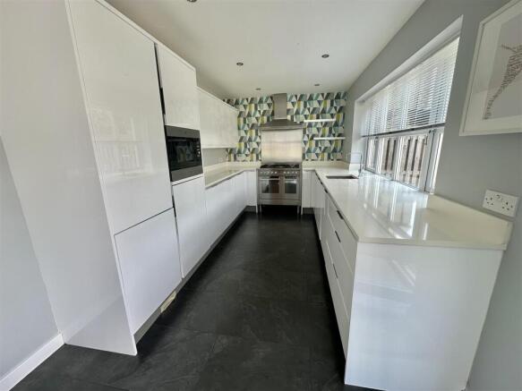 Bramleys Estate Agents - Abbey Close - Mirfield  (