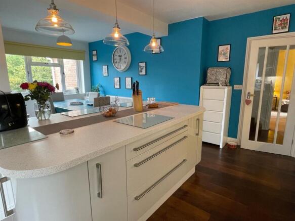 Kitchen'.jpg