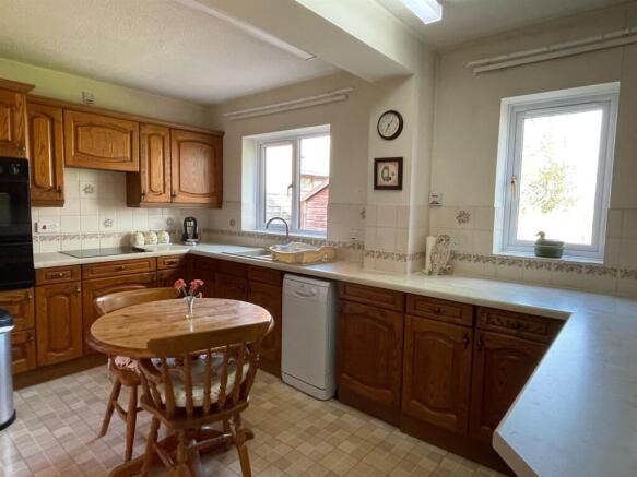 Kitchen;.jpg