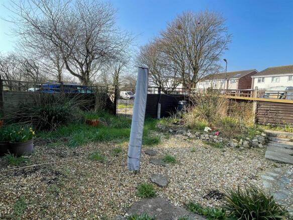 Rear Garden..jpg