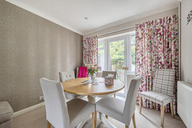 1356641-18-68cc04...