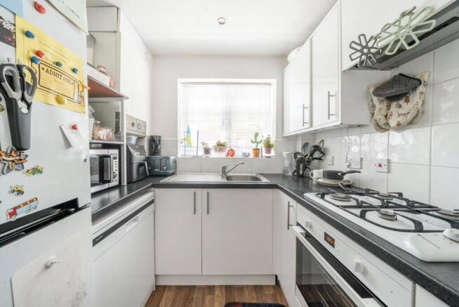 12-681b461fce2ed-...