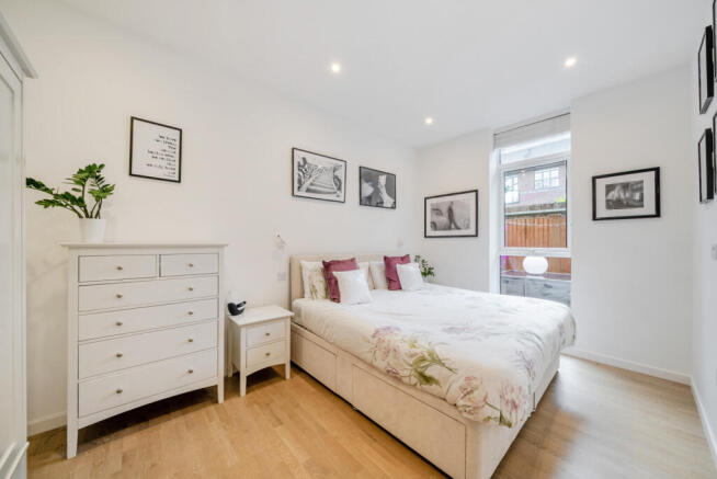 1385722-20-692ef3...