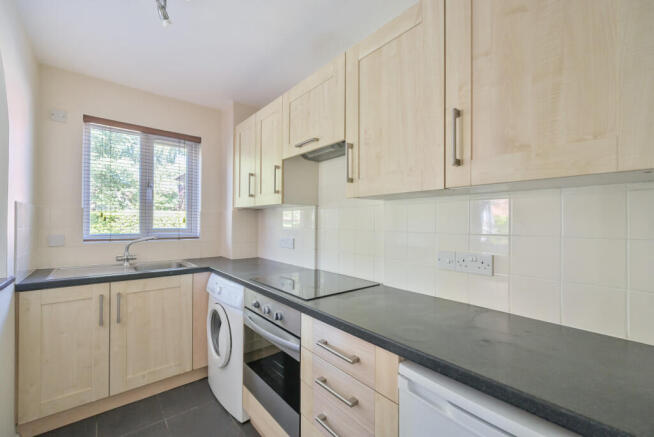 1321504-9-686d3da...