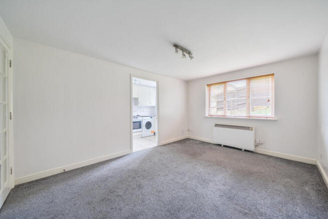 1396812-13-695f75...