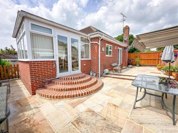 ALTERNATE VIEW OF GARDEN (1)