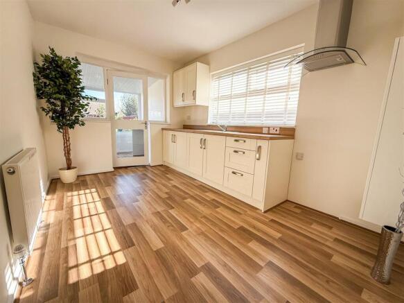 KITCHEN/DINER