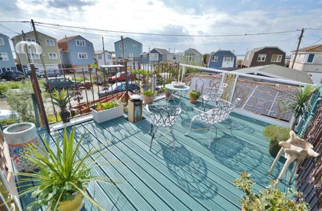 ROOF TERRACE