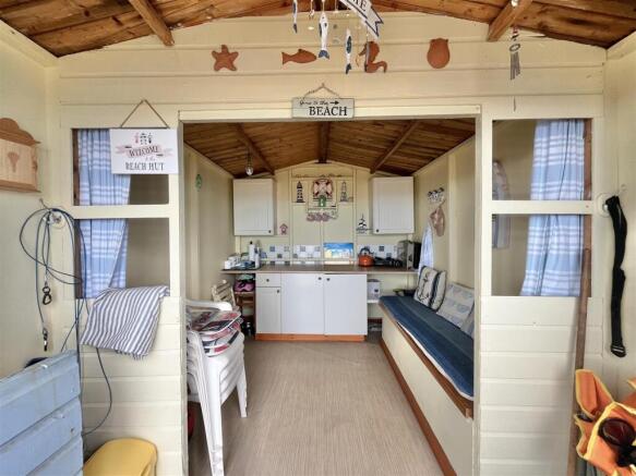 INTERNAL VIEW OF BEACH HUT