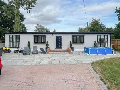 Dairy Farm Meadow, St. Osyth, Clacton-On-Sea