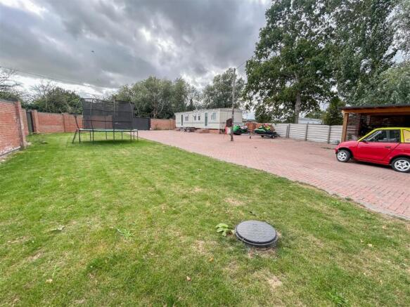 OUTSIDE VIEW OF LAND