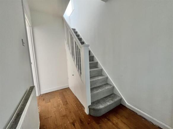 ENTRANCE HALLWAY