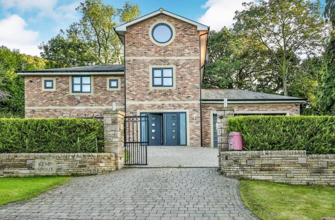 6 Bedroom Detached House For Sale In Green Lane Wharncliffe Side
