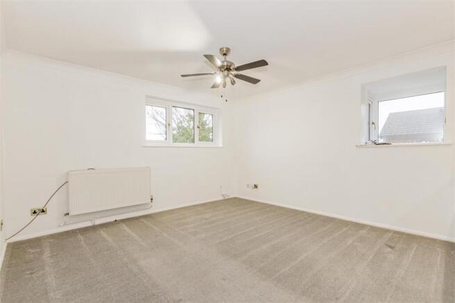 Lounge/Kitchen