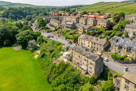 Woodhead Road, Holmbridge, Holmfirth, HD9