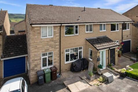 Greenlaws Close, Upperthong, Holmfirth, HD9