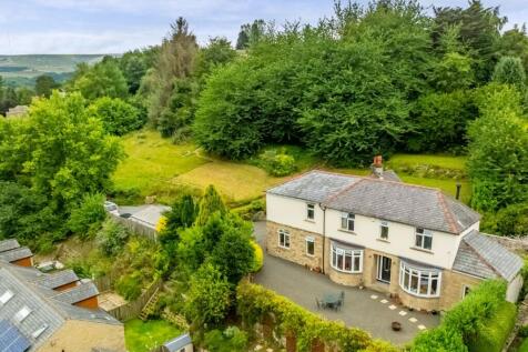 Woodhead Road, Hinchliffe Mill, Holmfirth, HD9