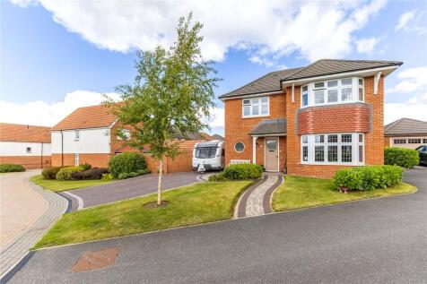 Foxglove Drive, Highburton, Huddersfield, HD8