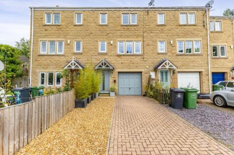 Holmebank Mews, Brockholes, Holmfirth, HD9