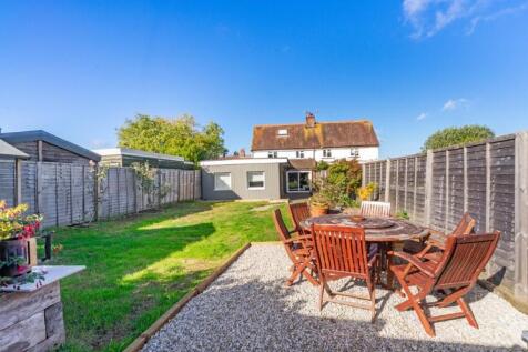 Sandhurst Avenue, Tunbridge Wells, Kent, TN2